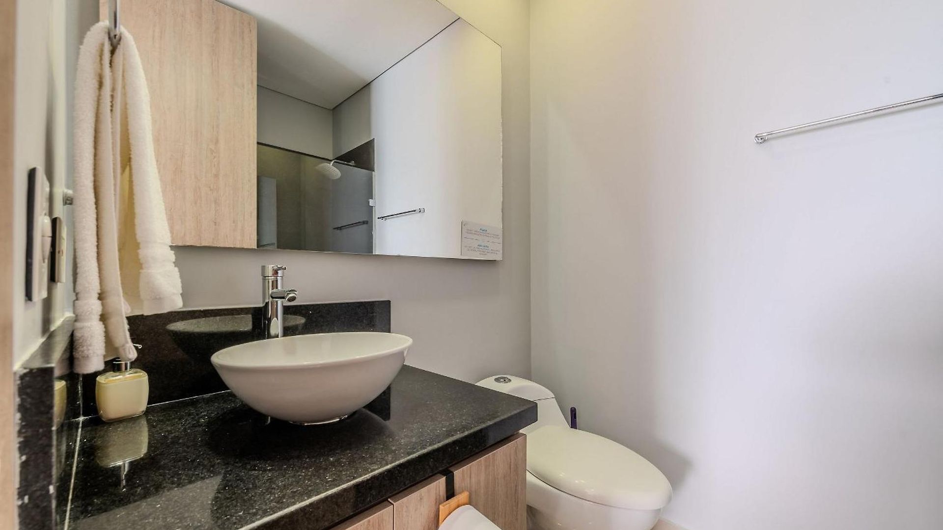 Lujoso Apto De 1 Hab En Piso 19- Infinitum Apartamento *