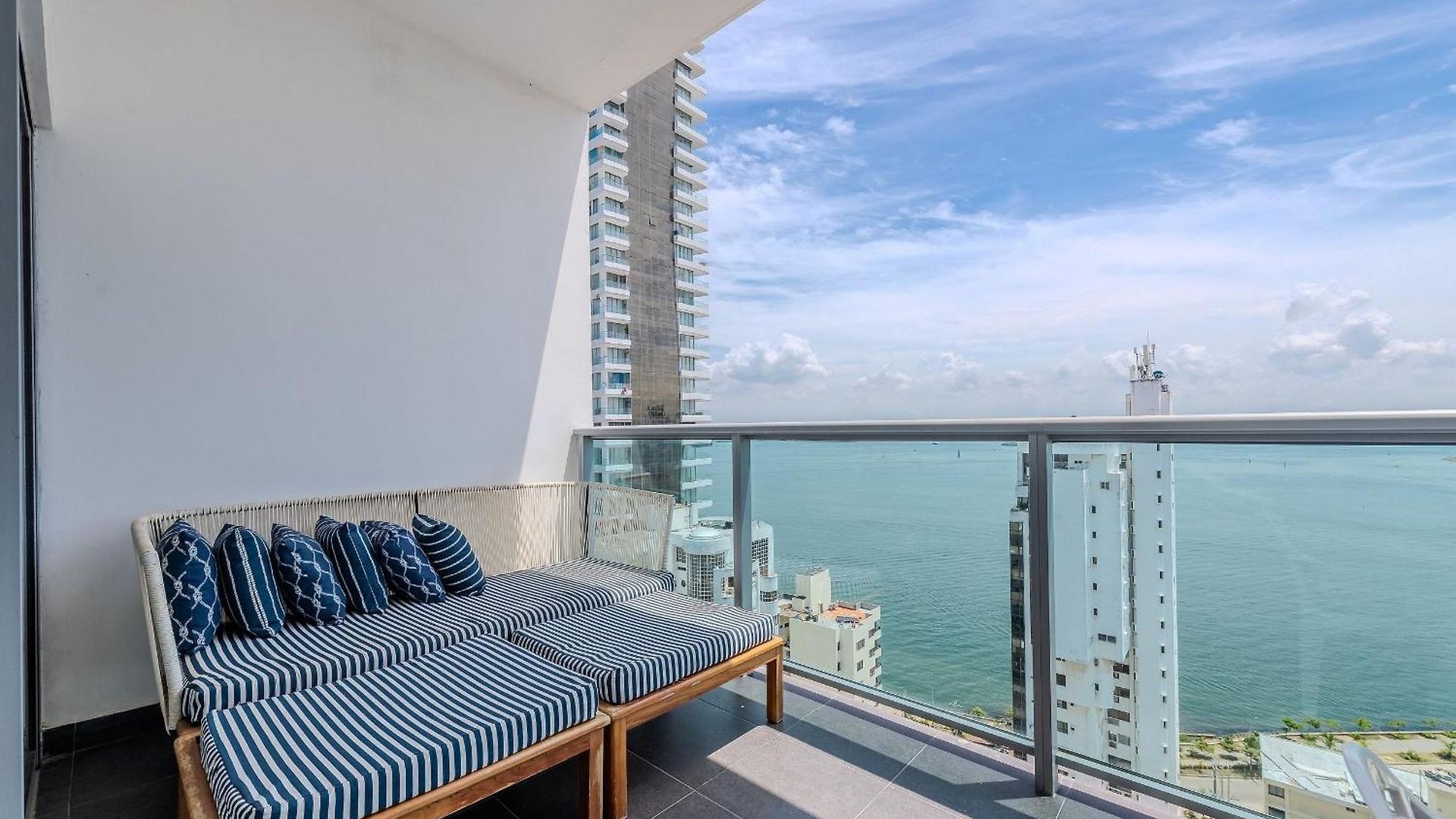 Apartamento Lujoso Apto De 1 Hab En Piso 19- Infinitum *